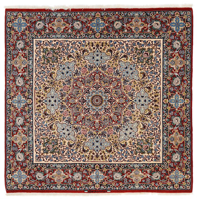 A signed Isfahan rug, Persia. Medallion design. Signed: Iran Isfahan Asgachi. C. 800.000 kn. pr. sqm. Unusual size, L. 130 cm. W. 133 cm.