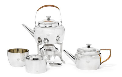 John Heath & John Middleton: Travel tea set of sterling silver. London and Birmingham 1890-1891. H. 5-15 cm. (5)