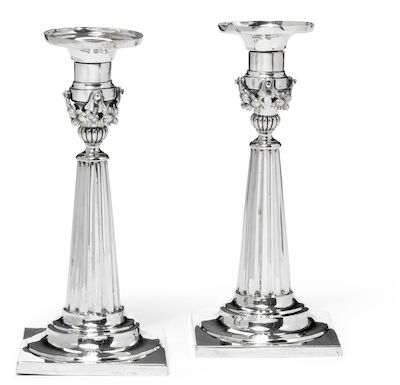 European silversmith, c. 1800: A pair of Louis XVI candlesticks in silver. Weight 455 g. H. 19 cm. (2)
