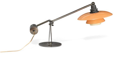 Poul Henningsen: "PH-2/1". Browned brass tilting lamp. Bakelite socket house. Rose-coloured frosted glass shades. "PH-2/1". Browned brass tilting lamp. Bakelite socket house. Rose-coloured frosted glass shades. Switch in counterweight. Manufactured 1930s by Louis Poulsen. Adjustable height.