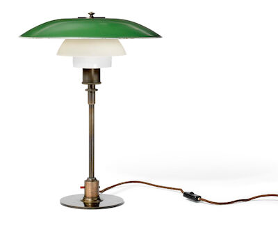 Poul Henningsen: "PH-4/3". Table lamp with thick switch house and browned brass stand marked "Pat. Appl.". "PH-4/3". Table lamp with thick switch house and browned brass stand marked "Pat. Appl.". Green/white lacquered copper top shade, single layer opaline glass middle and bottom shade. Manufacture