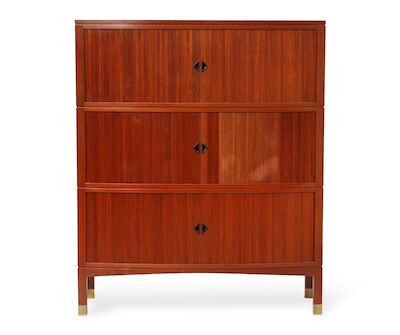 Peter Hvidt, Orla Mølgaard: Teak cabinet with rosewood handles and brass "shoes". Front with tambour doors. Teak cabinet with rosewood handles and brass "shoes". Front with tambour doors, interior with drawers and adjustable shelves. Made by cabinetmaker Ludvig Pontoppidan, 1950s. H. 165 cm. L. 138 