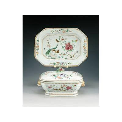 An elegant famille rose tureen, cover and stand,