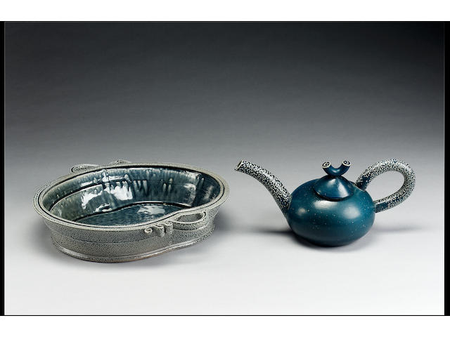 Walter Keeler An oval saltglaze bowl with scroll handles,