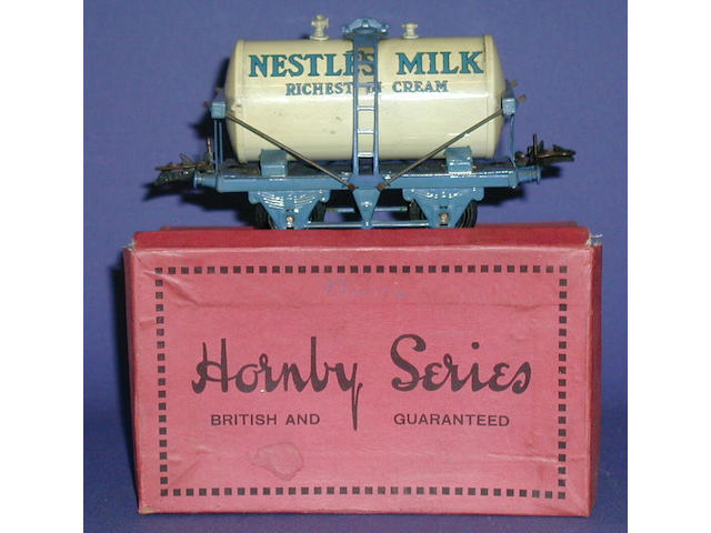 Hornby Series Milk Tank Wagon NESTL&#201;'S