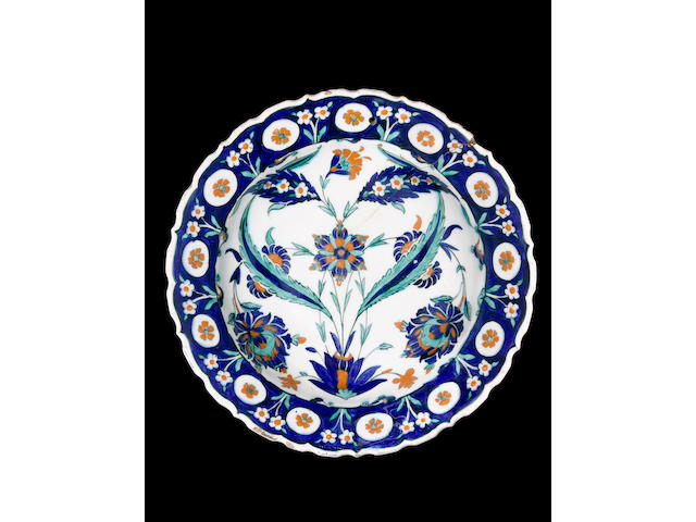 An important Iznik pottery Dish Turkey, circa 1560-65