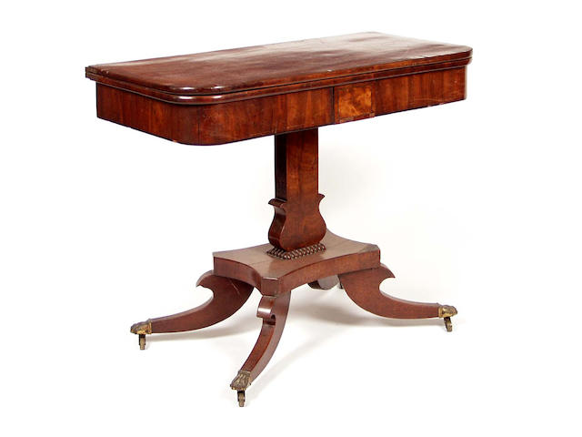 A mid 19th Century mahogany and crossbanded tea table