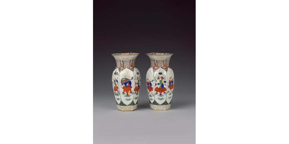An important pair of Worcester vases circa 1770-75