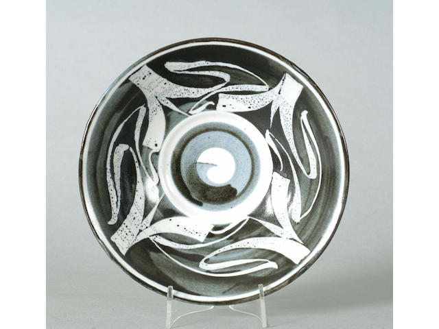 Anthony Julian Belmont 1982, a tin glazed earthenware bowl, 28cm diameter