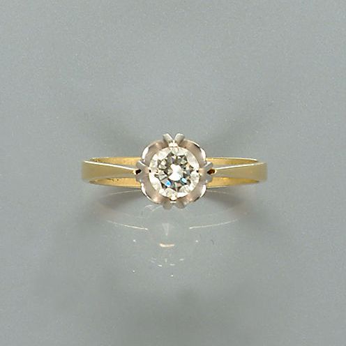 A diamond single-stone ring