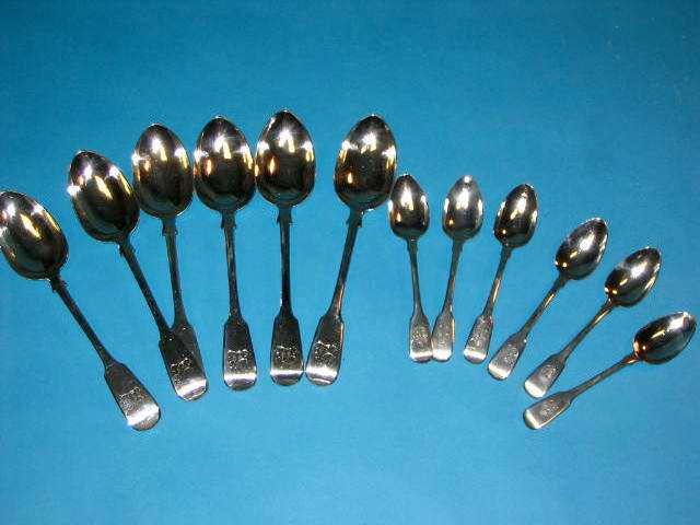 A set of six Victorian Fiddle pattern table and teaspoons,  by Charles Boyton, London 1864,