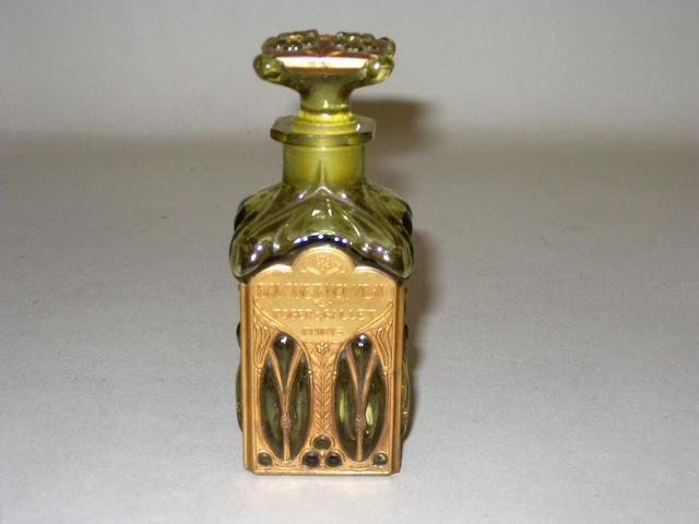 A Roger & Gallet 'Bouquet Nouveau' perfume bottle and stopper