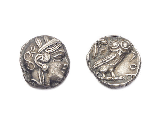 Attica, Athens, AR Tetradrachm 17.17g. Athens right, rev. Owl, above olive sprig and crescent behind (SNG Cp 31)