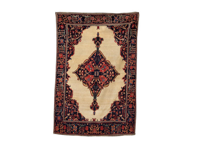 A Sarouk rug West Persia, 6 ft 11 in x 4 ft 7 in (212 x 139 cm)