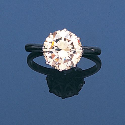 A diamond single-stone ring