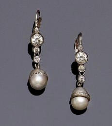 A pair of pearl and diamond drop earpendants