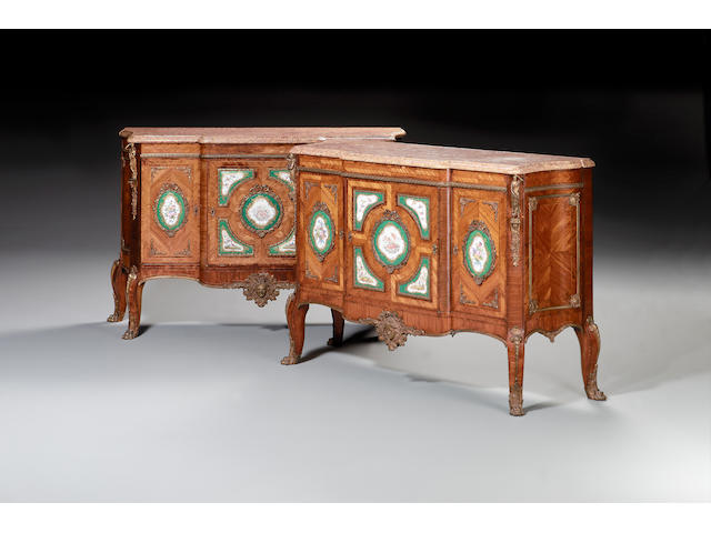A pair of William IV kingwood and rosewood banded Commodes  by Town & Emanuel,
