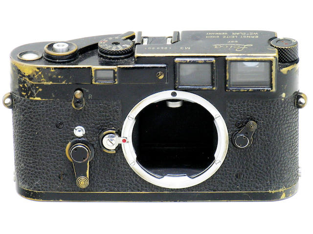 Leica M3 black paint No. 1059861 with body cap.
