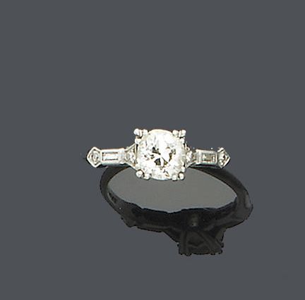 A diamond single-stone ring