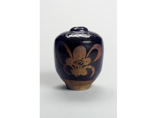 Hamada Shoji a rare and early Leach Pottery Vase, 1923 Height 18cm (6 3/4in.)