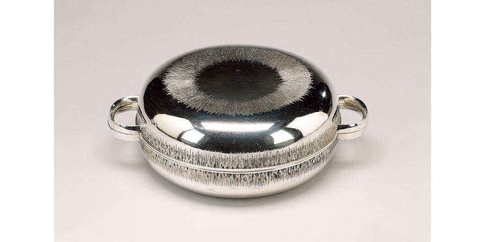CHRISTOPHER NIGEL LAWRENCE : A large silver two-handled circular tureen and cover, London 1973,