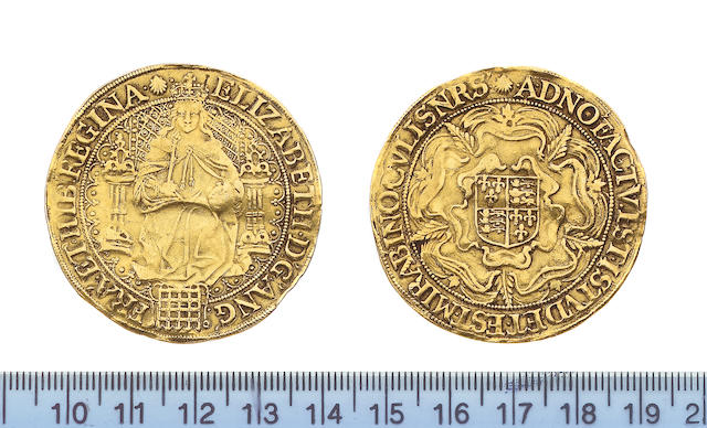 Elizabeth I, 1558-1603, fifth issue (1583-1600), Sovereign, 15.3g, queen enthroned holding orb and sceptre, portcullis at feet, tressure unbroken by throne, back of throne decorated with pellets, ELIZABETH D G ANG FRA ET HIB REGINA,