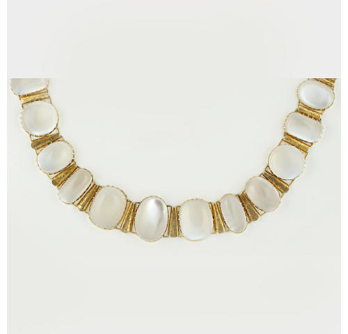 A moonstone collar necklace and bracelet