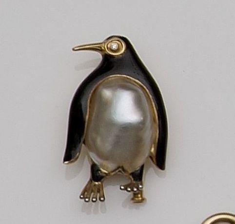 An 18ct gold, pearl and black enamel penguin clip brooch, by Boucheron (2)