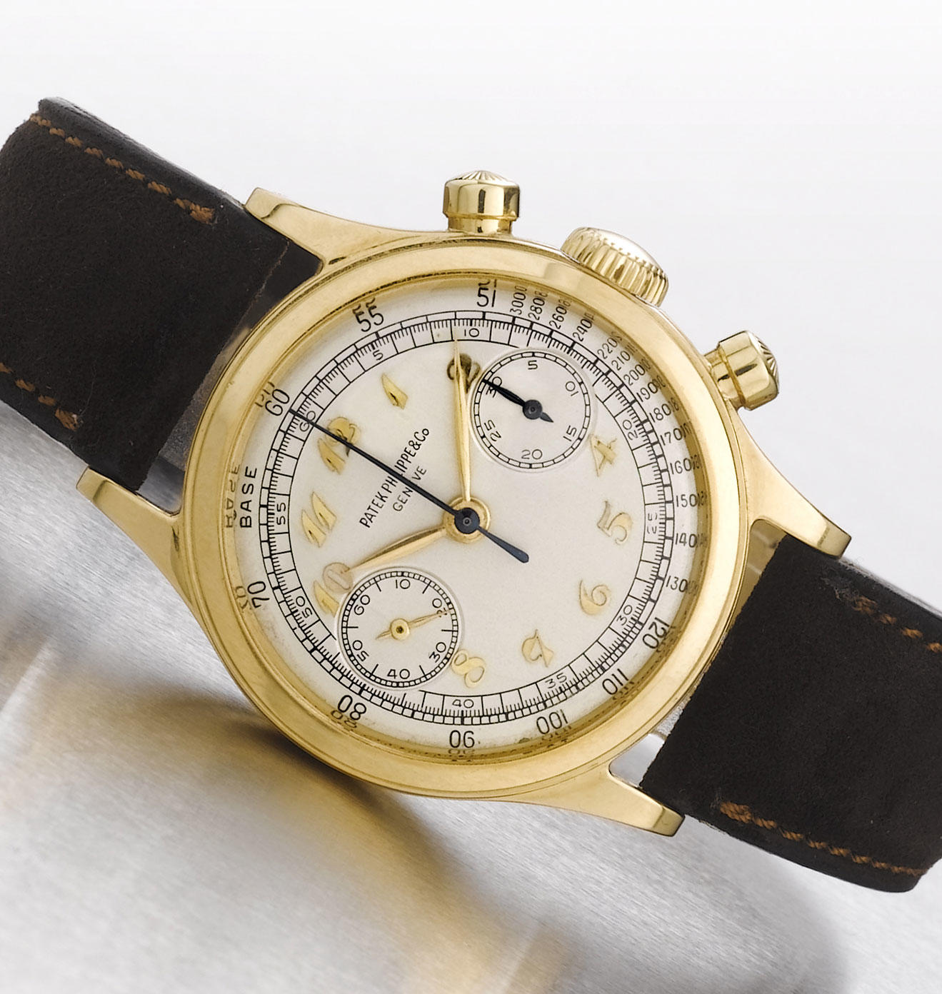 Patek Philippe. A fine and rare 18ct gold water-resistant chronograph ...