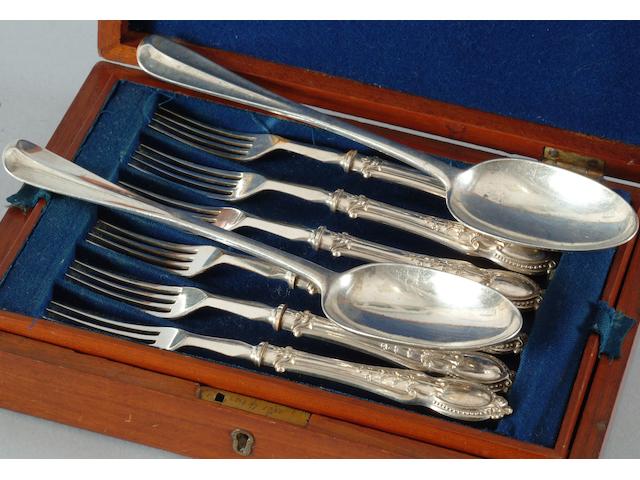 Ribbed Hanoverian rat-tail flatware and asstd. other fruit and fish knives (64oz.)