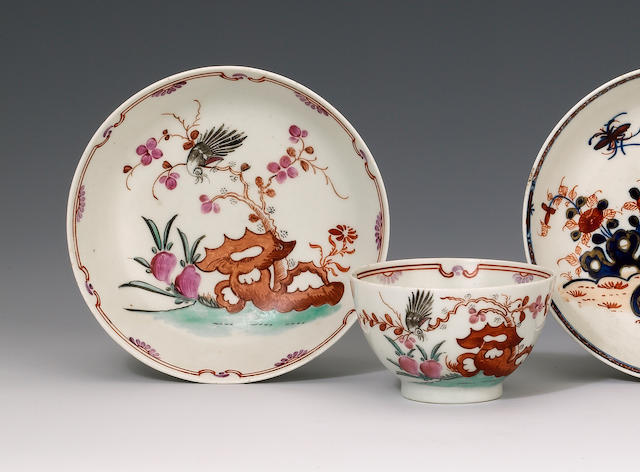 A Lowestoft teabowl and saucer circa 1785