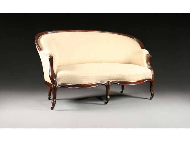 A Victorian Hepplewhite style couch