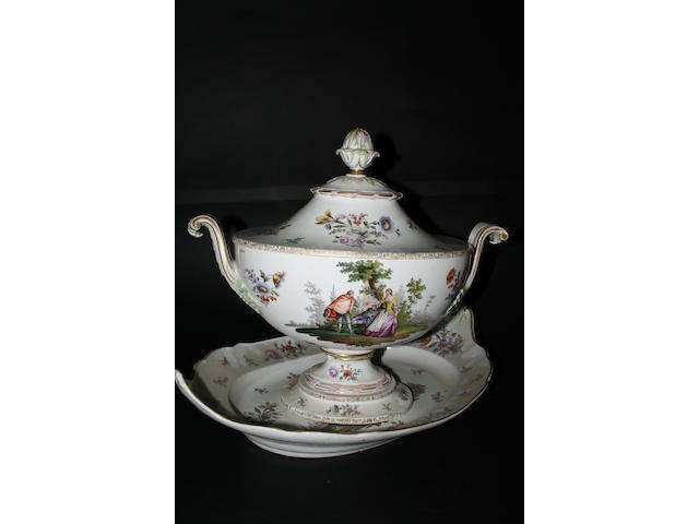 A large Meissen tureen, cover and stand