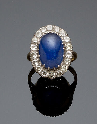 Cabochon sapphire and diamond ring Clearance