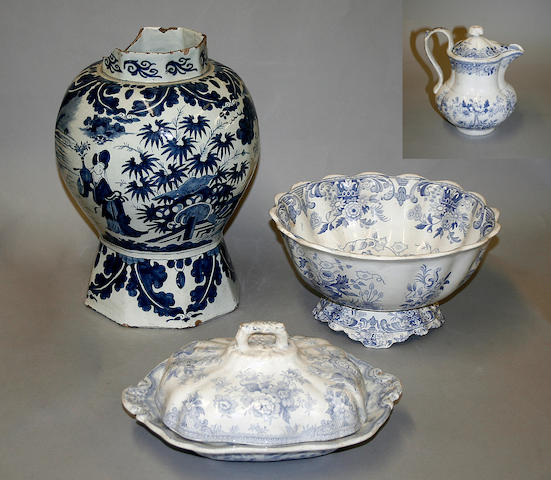 A blue and white Dutch Delft vase 19th century,