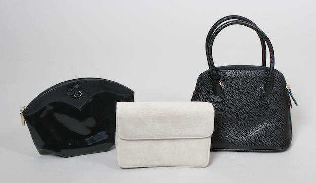 An Osprey black leather handbag
