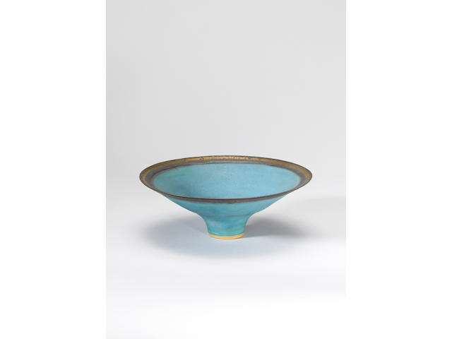 Dame Lucie Rie a footed Bowl, circa 1976 Diameter 21cm (8 1/4in.)