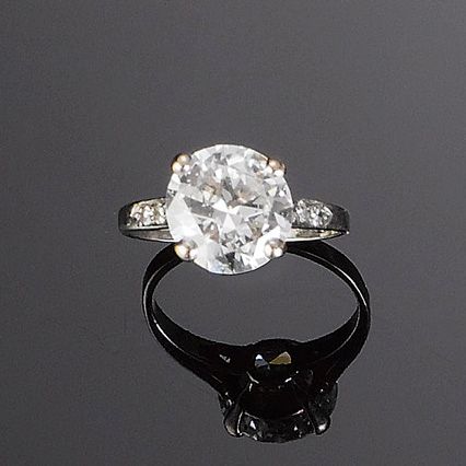 A diamond single-stone ring