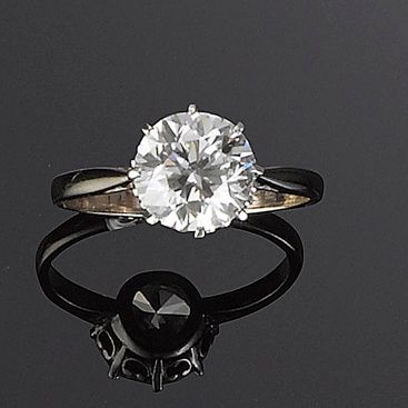 A diamond single-stone ring