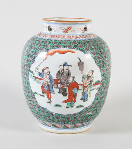 A Chinese famille verte jar 19th Century