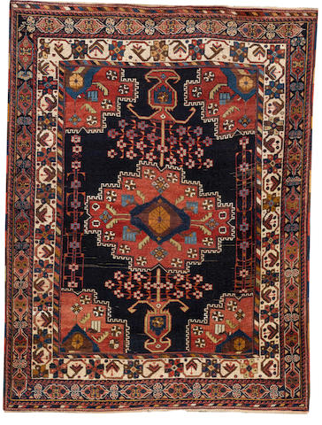 An Afshar rug South West Persia, 5 ft 9 in x 4 ft 3 in (174 x 130 cm)slightly traces of use,overall good condition