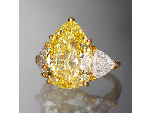 A fancy-coloured diamond single-stone ring