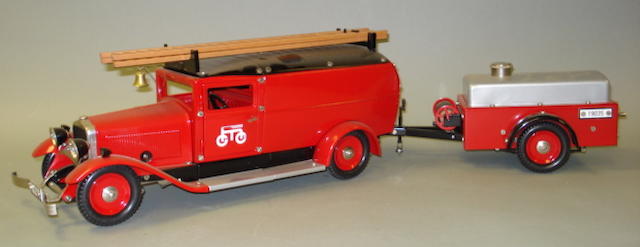 Reproduction Marklin 19035 clockwork Fire Truck with trailer