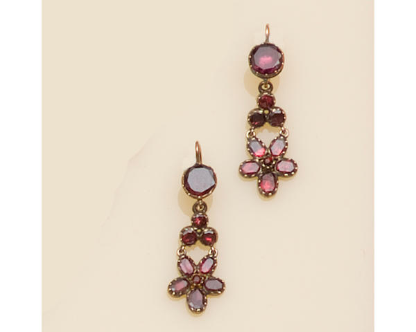 A small collection of antique garnet set jewellery