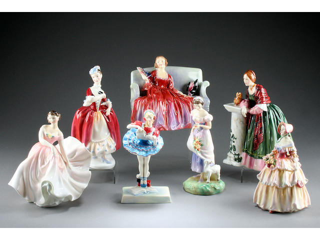 Figurines Seven Royal Doulton figures