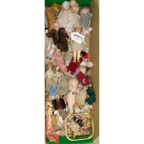 Large collection of miniature and all-bisque dolls lot