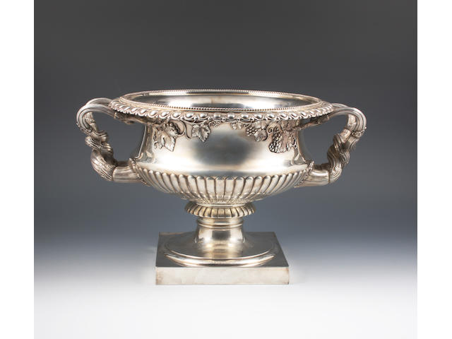 A silver variation of The Warwick Vase By The Goldsmiths and Silversmiths Company Ltd, London, 1913,