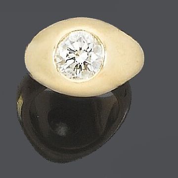A diamond single-stone ring