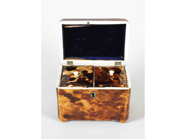 An early/mid-19th century tortoiseshell, pewter line inlaid and ivory edged tea caddy