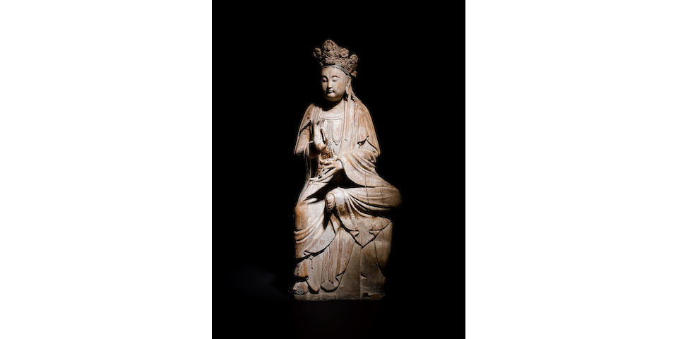 An important and rare large wood figure of Guanyin Song/Jin Dynasty, 11th/12th century